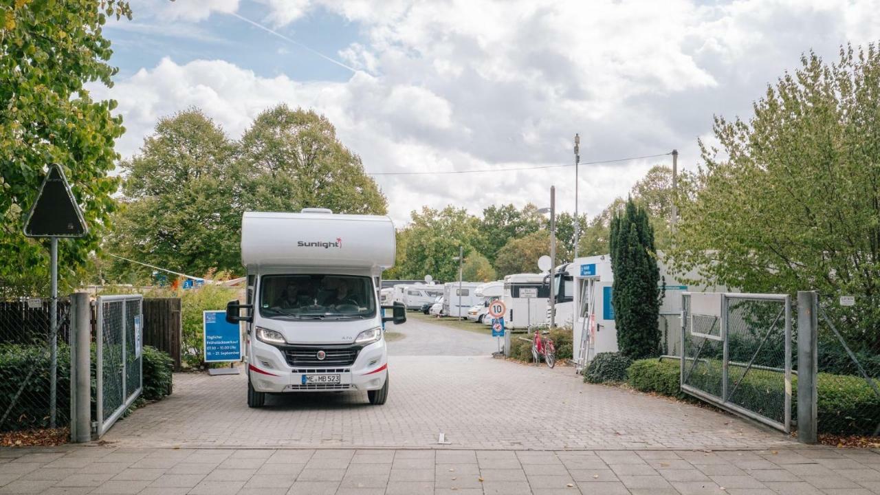 Hannover Messe Camp Hanôver Exterior foto